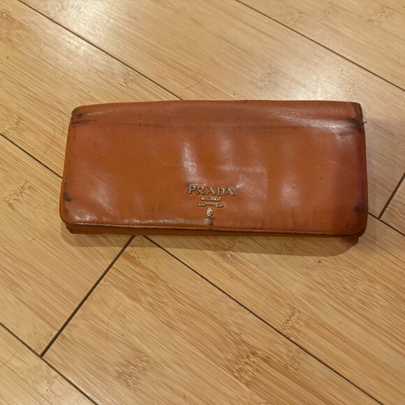 Prada Wallet - Picture 1 of 5
